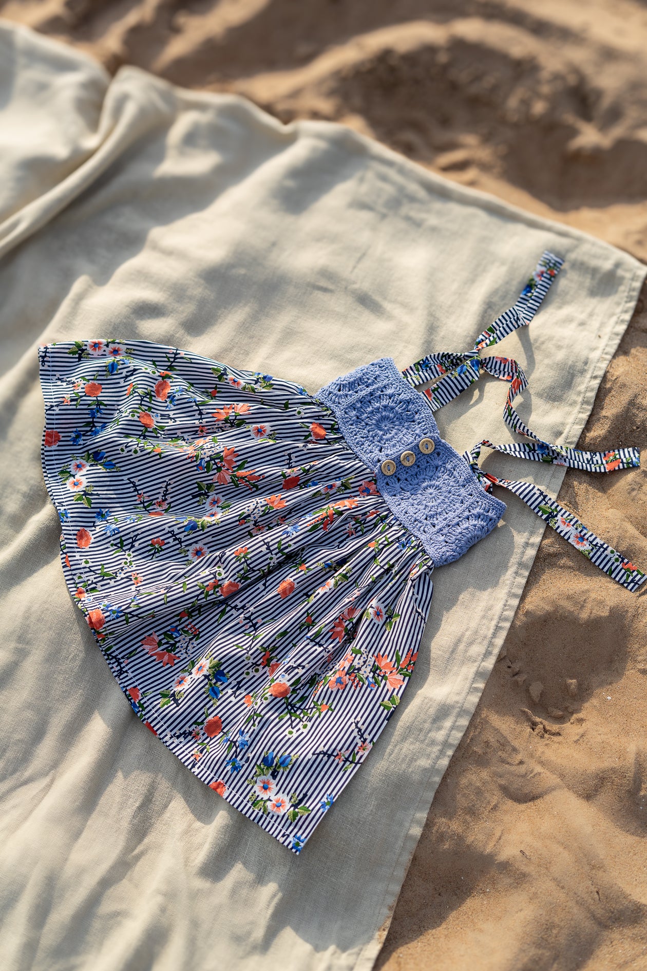 Jūras zila vasaras kleita