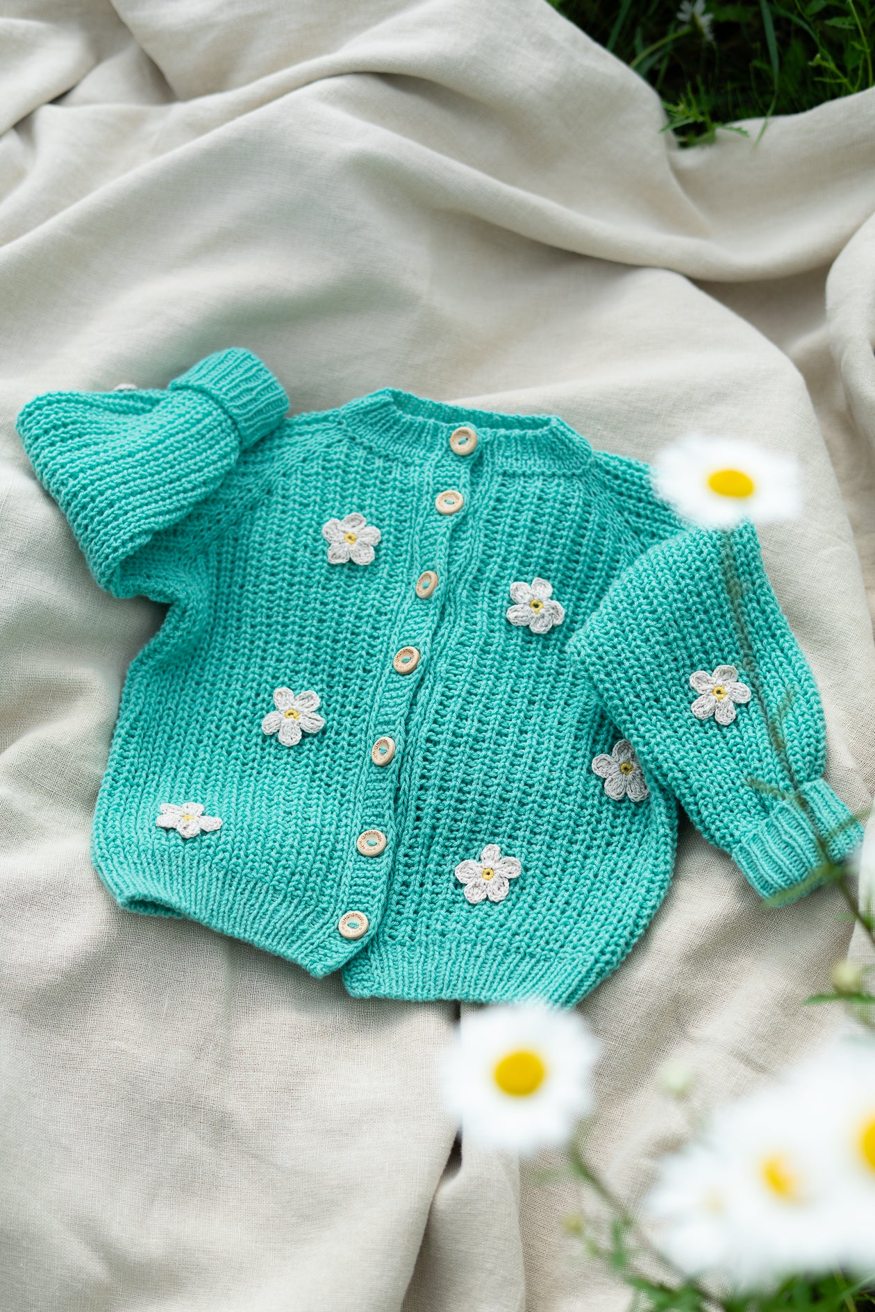 Margrietiņu kardigans tirkīzzilā krāsā