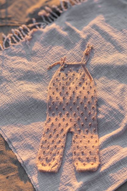 Krūmrozītes dāvanu groziņš ar pārsteigumu