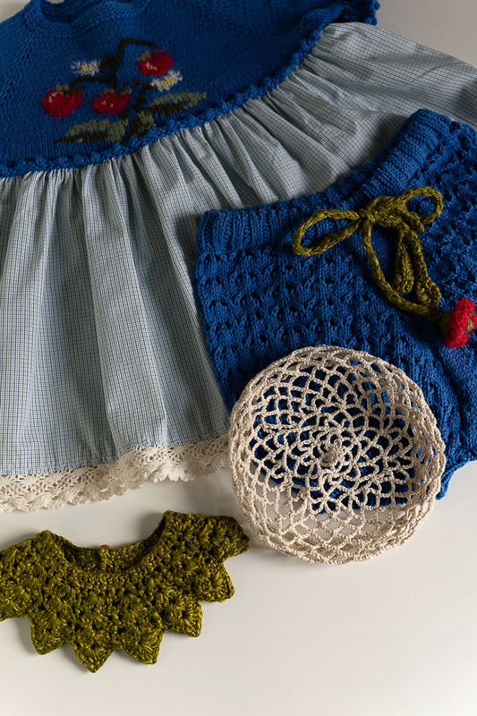 Lielais meža zemenītes dāvanu groziņš ar pārsteigumu