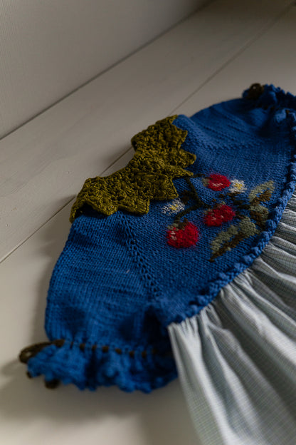 Lielais meža zemenītes dāvanu groziņš ar pārsteigumu